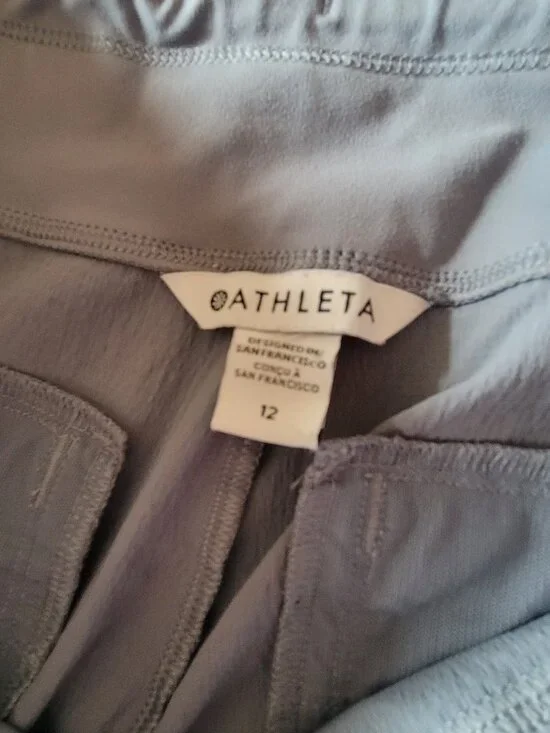 Athleta | Nylon-spandex zip-pocket shorts | Dusty Blue/Gray | Size 12 - Picture 6 of 11
